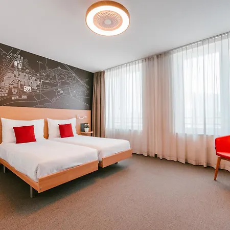 Swisstech Hotel 2*