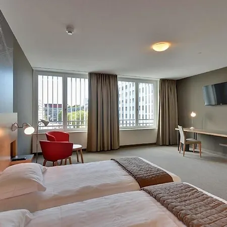 Swisstech Hotel 2*